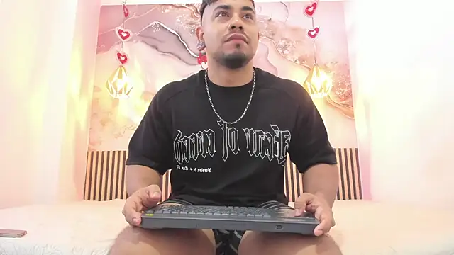 BrianMalonee online show from February 20, 2026, 12:07 pm