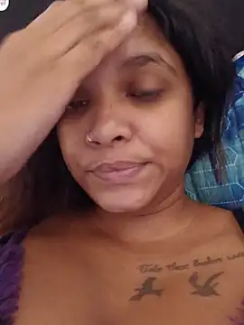Snapshot of Indianqueen03 chatting on July 18, 2026, 10:24 am Indianqueen03 online show from July 18, 2026, 10:24 am