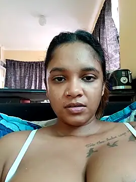 Indianqueen03 online show from November 23, 2025, 10:58 am