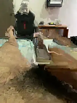 leocardenaz online show from April 6, 2026, 11:50 pm