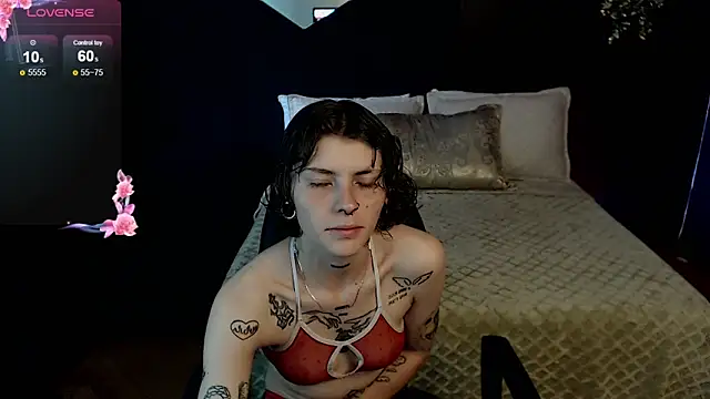 Snapshot of pretty_cristal69 chatting on February 6, 2026, 1:07 pm pretty cristal69 online show from February 6, 2026, 1:07 pm