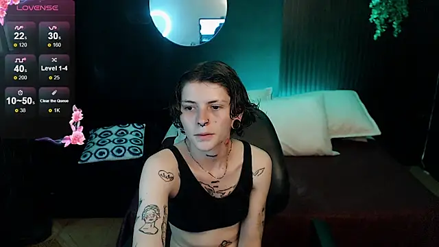 Snapshot of pretty_cristal69 chatting on January 18, 2026, 10:35 pm pretty cristal69 online show from January 18, 2026, 10:35 pm