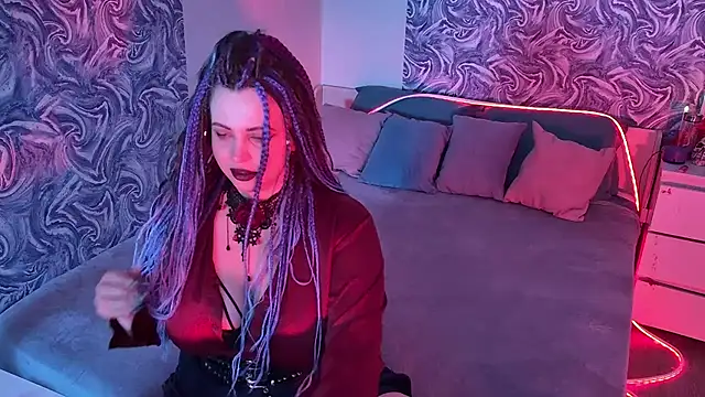Snapshot of Miss_Maya_Mils chatting on July 20, 2026, 1:13 am Miss Maya Mils online show from July 20, 2026, 1:13 am