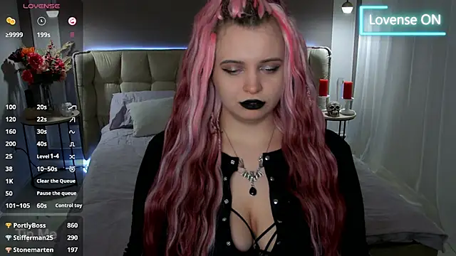 Snapshot of Miss_Maya_Mils chatting on February 26, 2025, 7:12 am Miss Maya Mils online show from February 26, 2025, 7:12 am