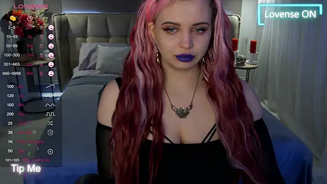 Snapshot of Miss_Maya_Mils chatting on March 9, 2025, 1:04 am Miss Maya Mils online show from March 9, 2025, 1:04 am