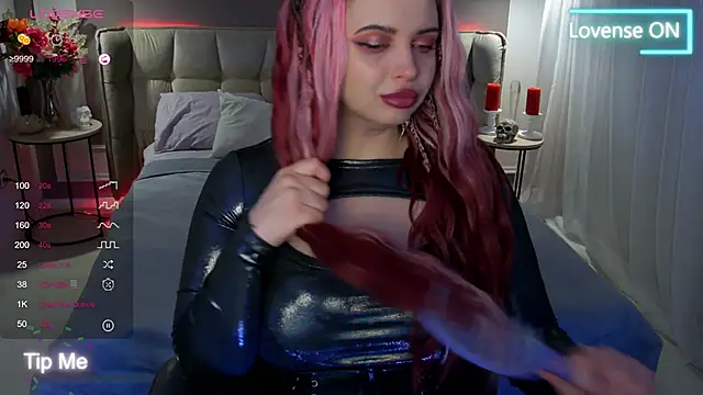 Snapshot of Miss_Maya_Mils chatting on March 12, 2025, 1:03 am Miss Maya Mils online show from March 12, 2025, 1:03 am