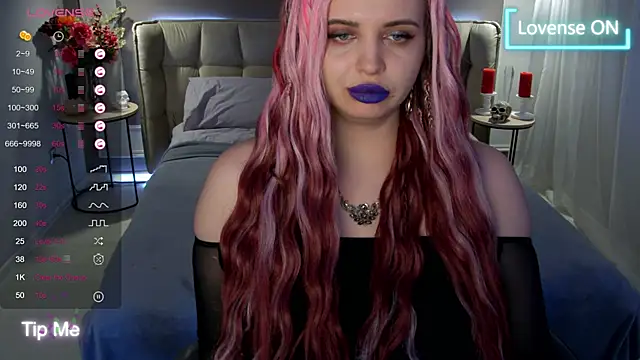 Snapshot of Miss_Maya_Mils chatting on March 9, 2025, 7:12 am Miss Maya Mils online show from March 9, 2025, 7:12 am