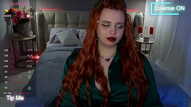 Snapshot of Miss_Maya_Mils chatting on March 17, 2025, 4:08 am Miss Maya Mils online show from March 17, 2025, 4:08 am