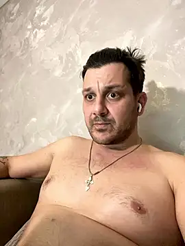 Snapshot of MaeltraJoy chatting on January 14, 2026, 2:31 pm MaeltraJoy online show from January 14, 2026, 2:31 pm