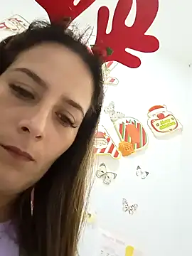 Snapshot of Rousse92 chatting on December 2, 2024, 1:09 am Rousse92 online show from December 2, 2024, 1:09 am