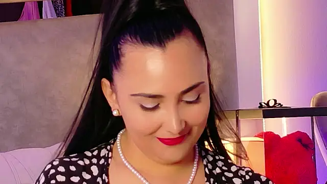 Snapshot of Evangeline_Taylorr chatting on November 15, 2025, 8:24 pm Evangeline Taylorr online show from November 15, 2025, 8:24 pm