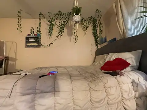 Snapshot of magicalc00ch chatting on November 9, 2025, 11:20 pm magicalc00ch online show from November 9, 2025, 11:20 pm