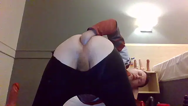 AnalLove1990 online show from June 1, 2026, 6:24 am