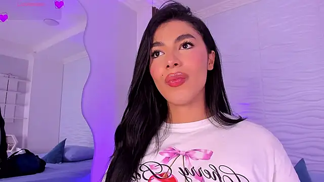 Snapshot of IsabelleFoxx_ chatting on February 7, 2026, 9:12 pm IsabelleFoxx online show from February 7, 2026, 9:12 pm