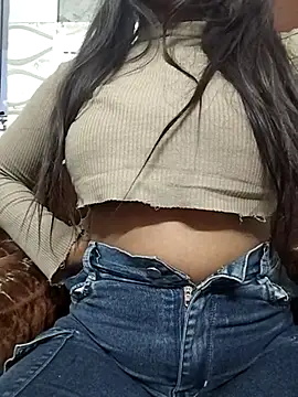 Snapshot of MohiniHott chatting on March 5, 2025, 10:00 am MohiniHott online show from March 5, 2025, 10:00 am