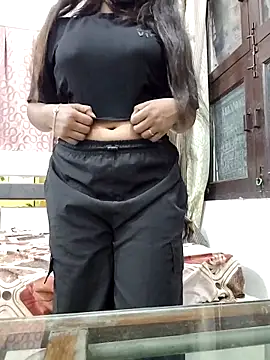 Snapshot of MohiniHott chatting on September 16, 2025, 6:47 am MohiniHott online show from September 16, 2025, 6:47 am