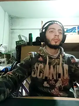 Snapshot of kleineid77 chatting on January 25, 2025, 3:41 pm kleineid77 online show from January 25, 2025, 3:41 pm