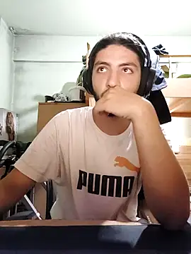 Snapshot of kleineid77 chatting on September 17, 2025, 1:46 pm kleineid77 online show from September 17, 2025, 1:46 pm