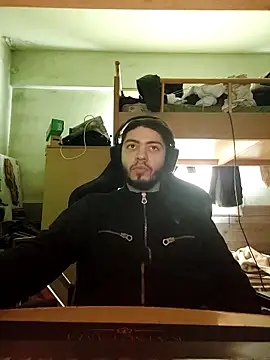 kleineid77 online show from March 1, 2026, 11:32 am