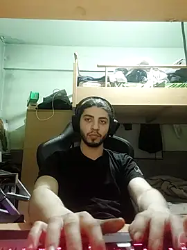 kleineid77 online show from March 19, 2026, 4:07 pm