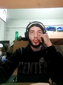 Snapshot of kleineid77 chatting on February 11, 2025, 8:10 pm kleineid77 online show from February 11, 2025, 8:10 pm