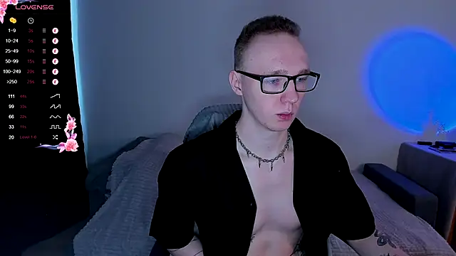 Alex silents online show from November 14, 2025, 8:40 am