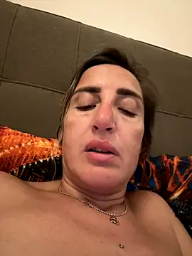 casalinga88 online show from October 8, 2025, 11:49 pm