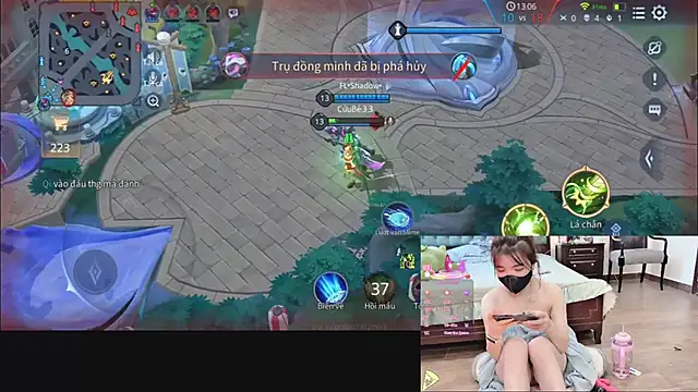 Snapshot of Berrysweet_68 chatting on November 2, 2025, 3:22 am Berrysweet 68 online show from November 2, 2025, 3:22 am