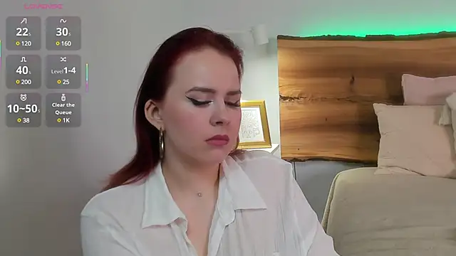 Snapshot of AliceBessos chatting on January 31, 2025, 1:56 pm AliceBessos online show from January 31, 2025, 1:56 pm