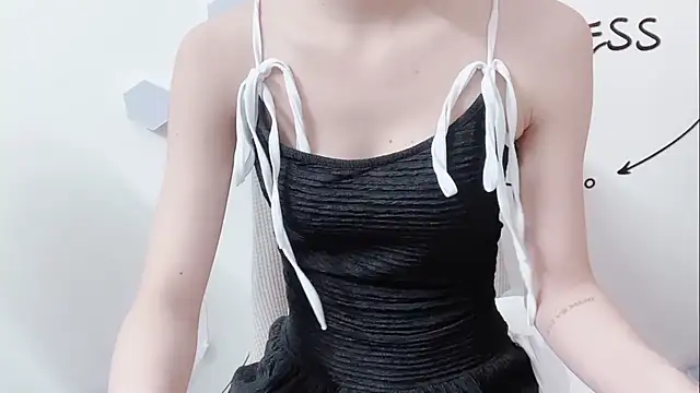 Sarah-ery online show from April 10, 2026, 1:12 am