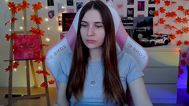 Snapshot of AliceCharmy chatting on November 16, 2025, 7:13 am AliceCharmy online show from November 16, 2025, 7:13 am