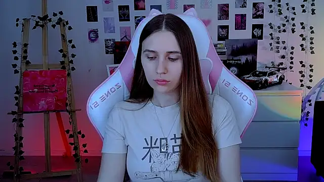 Snapshot of AliceCharmy chatting on October 19, 2025, 6:27 am AliceCharmy online show from October 19, 2025, 6:27 am