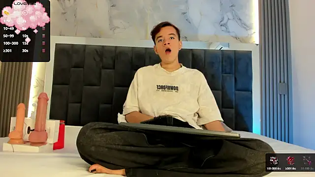 bunny maxi online show from October 24, 2025, 12:37 pm