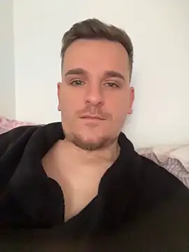 Huge cock22cm online show from May 8, 2026, 4:49 am
