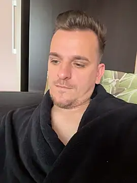 Huge cock22cm online show from May 31, 2026, 6:52 am