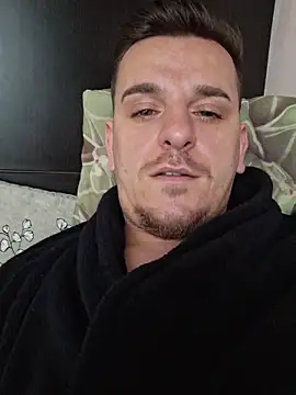 Huge cock22cm online show from February 9, 2026, 9:29 am