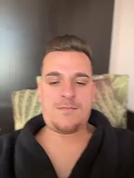 Huge cock22cm online show from April 15, 2026, 10:43 am