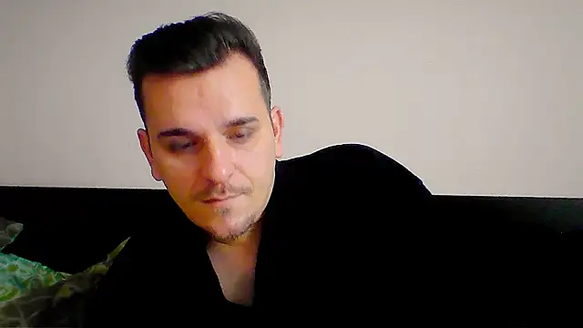 Huge cock22cm online show from January 8, 2026, 9:37 am