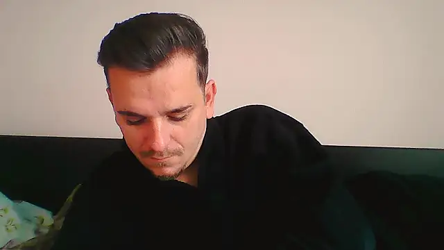 Huge cock22cm online show from November 25, 2025, 7:30 am