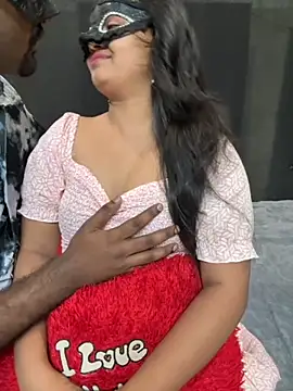 Snapshot of Magical-Couple-telugu chatting on October 24, 2025, 2:16 pm Magical-Couple-telugu online show from October 24, 2025, 2:16 pm