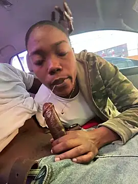 Snapshot of NillaMontana chatting on January 10, 2025, 5:13 pm NillaMontana online show from January 10, 2025, 5:13 pm