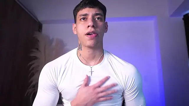 Snapshot of Josep_Davies chatting on February 17, 2026, 10:07 pm Josep Davies online show from February 17, 2026, 10:07 pm