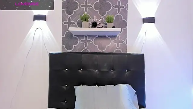 katybabyg online show from December 20, 2025, 12:52 pm