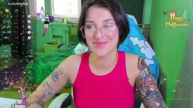 folinskayyya online show from November 8, 2025, 4:16 am