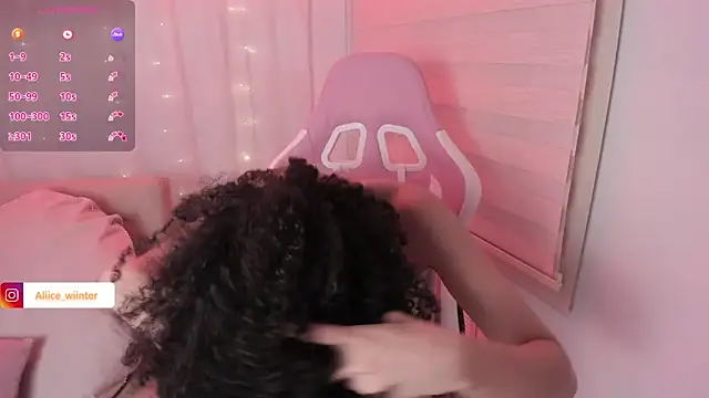 Alice winter  online show from March 25, 2026, 6:07 pm