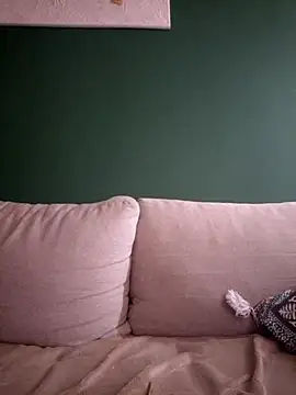 Snapshot of Loona-Lexxington chatting on February 4, 2026, 6:14 pm Loona-Lexxington online show from February 4, 2026, 6:14 pm