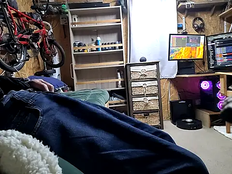 daiwantu online show from October 13, 2025, 7:37 pm