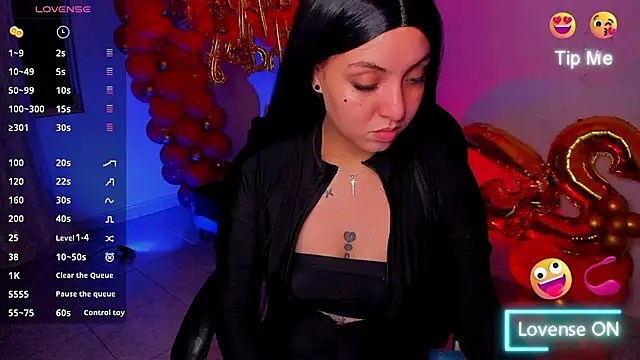 Snapshot of KetziaDoll chatting on November 12, 2025, 3:43 am KetziaDoll online show from November 12, 2025, 3:43 am