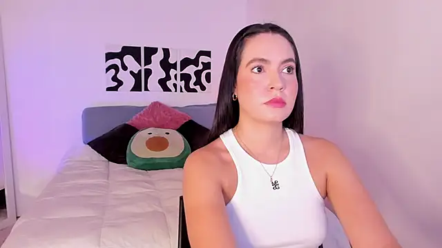 Xsarahx29 online show from October 16, 2025, 8:39 pm