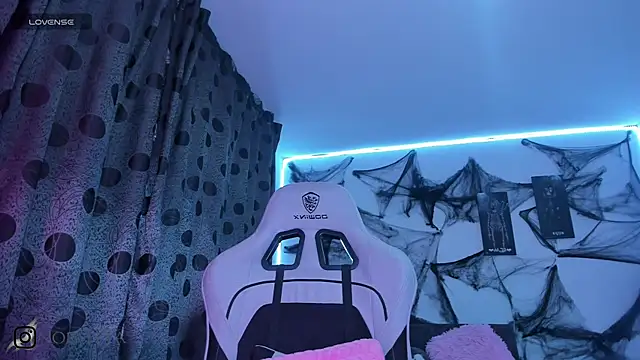 satanbabee online show from November 3, 2025, 1:00 am